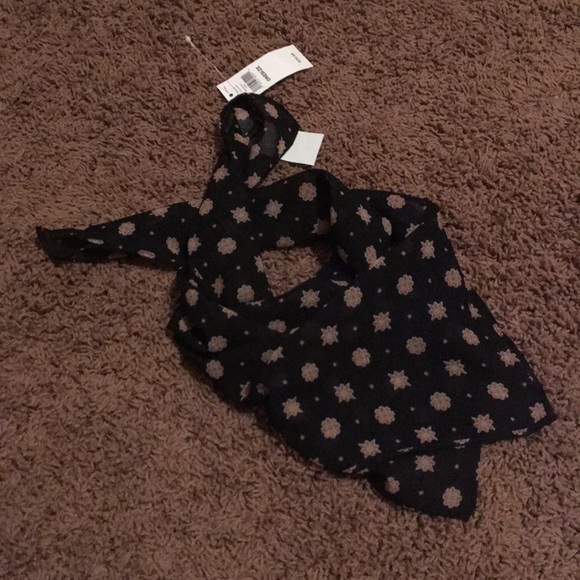 Banana Republic Floral Geo Print Neckerchief - Picture 2 of 8